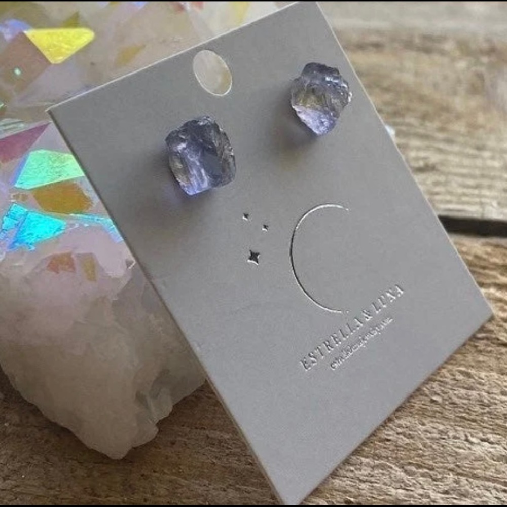 🆕 New Raw Alexandrite Crystal Stud Gemstone Earrings - Picture 4 of 8